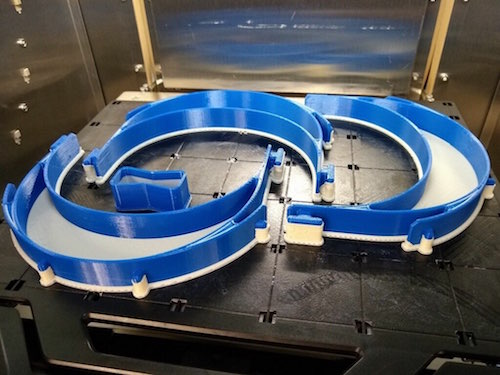 3D printer with plastic headbands